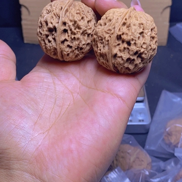 把件文玩核桃60-40mm