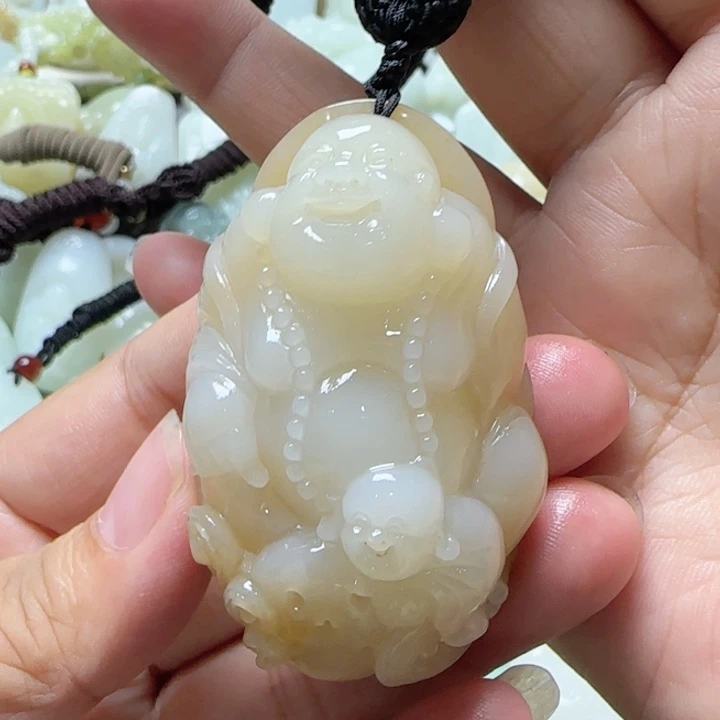 和田玉（糖玉）未镶嵌挂件