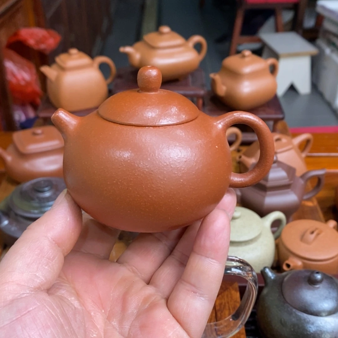 紫砂茶壶紫砂壶老清秋，逗口西施