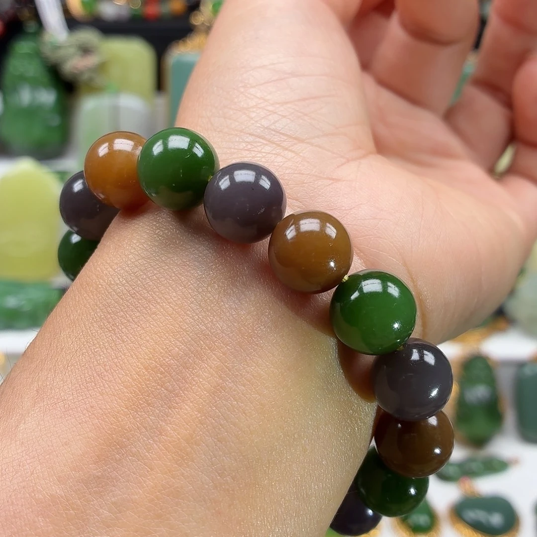 和田玉未镶嵌颈饰12