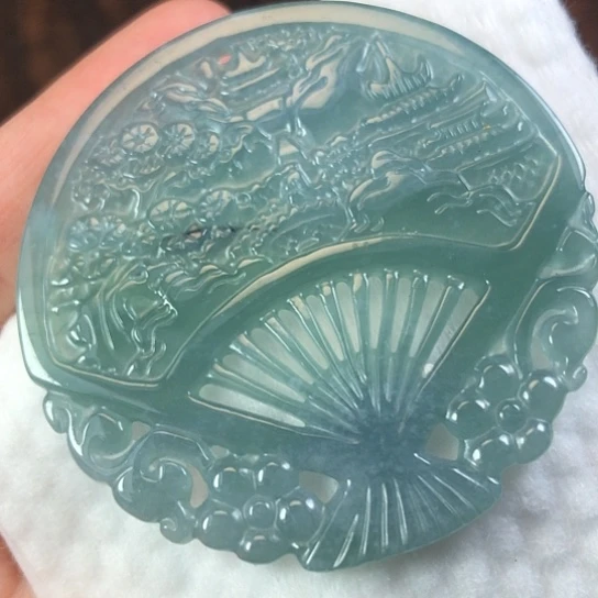 翡翠未镶嵌颈饰缅甸A货，每天下午1点半开播
