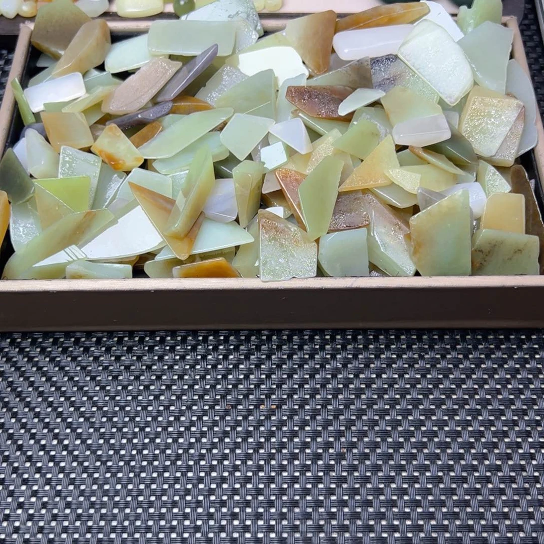 和田玉（糖玉）未镶嵌珠宝半成品