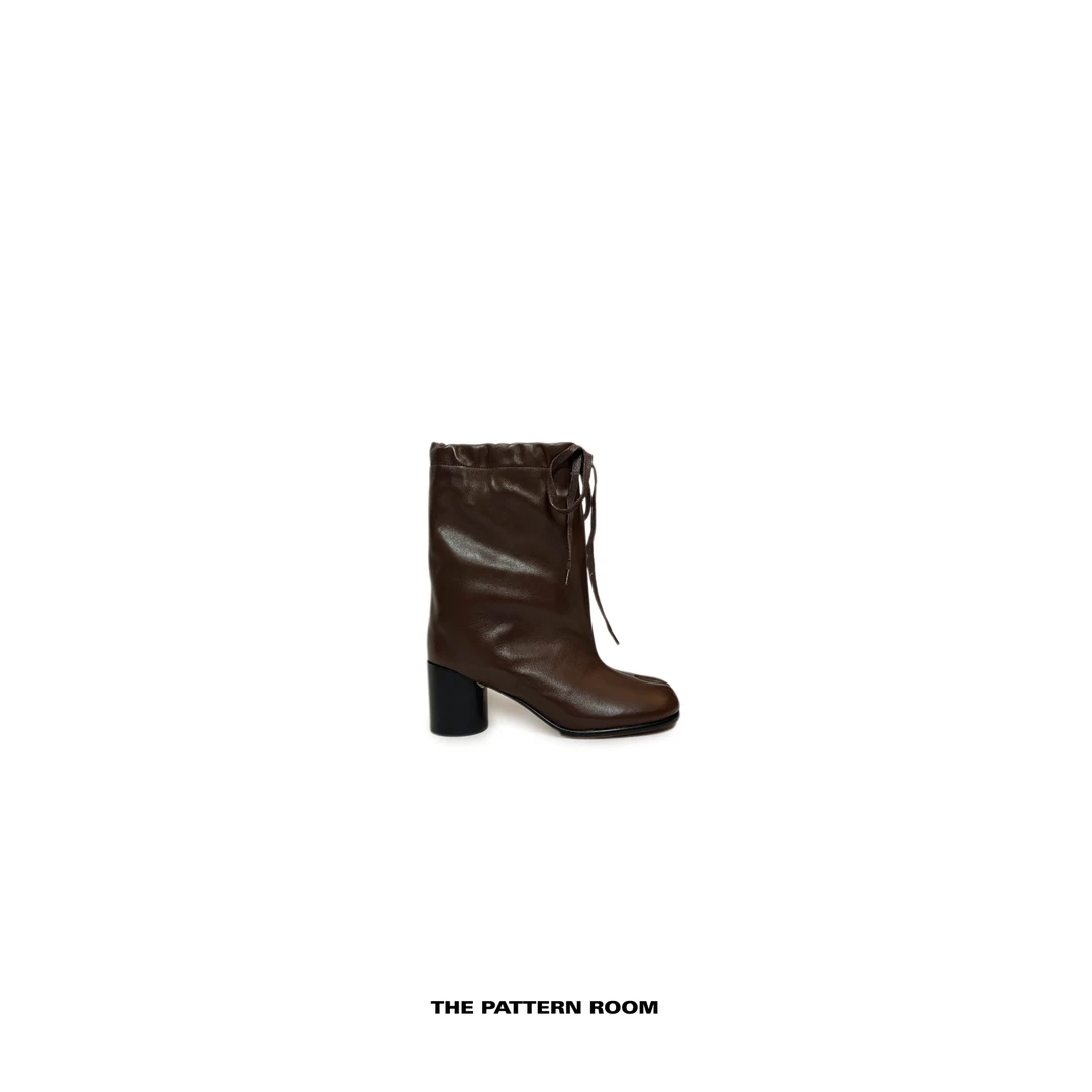 The pattern room | 钝感时髦抽绳花盆分指靴