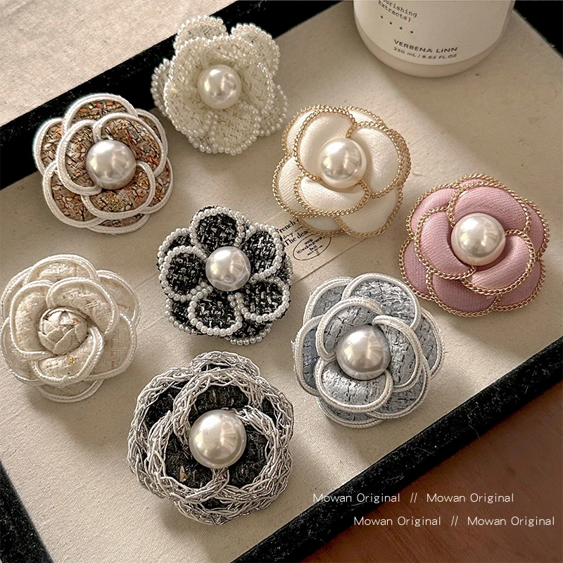 合金布艺胸针 法式小香风山茶花胸针高档女奢华气质别针轻奢高级