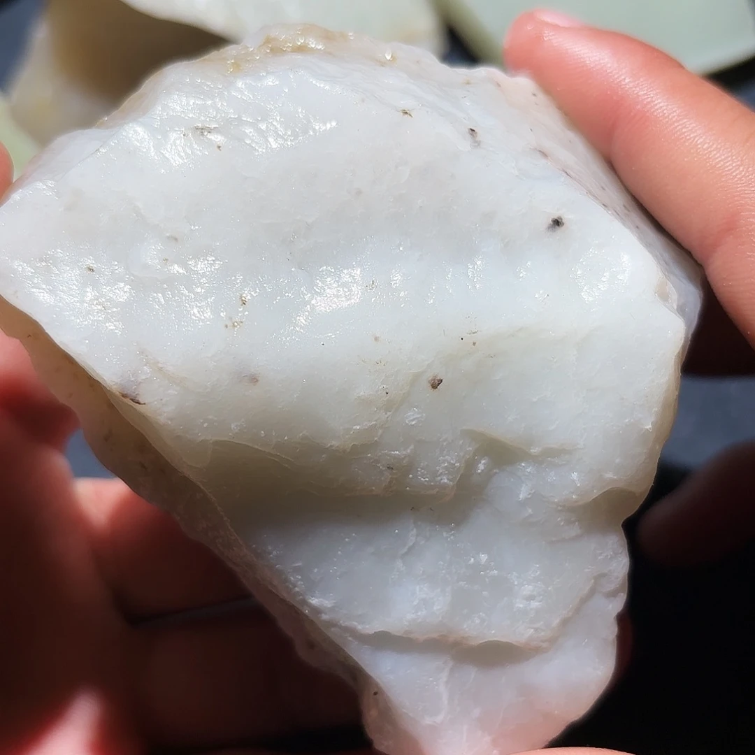 和田玉未镶嵌珠宝奇石