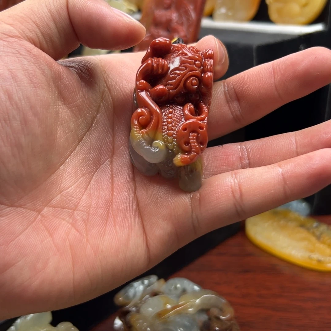 石英质玉（黄龙玉）未镶嵌多样性发货，发其一