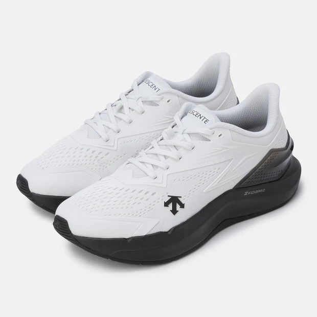 DESCENTE/迪桑特夏季新款运动休闲鞋男女透气跑鞋百搭SQ123TCT31