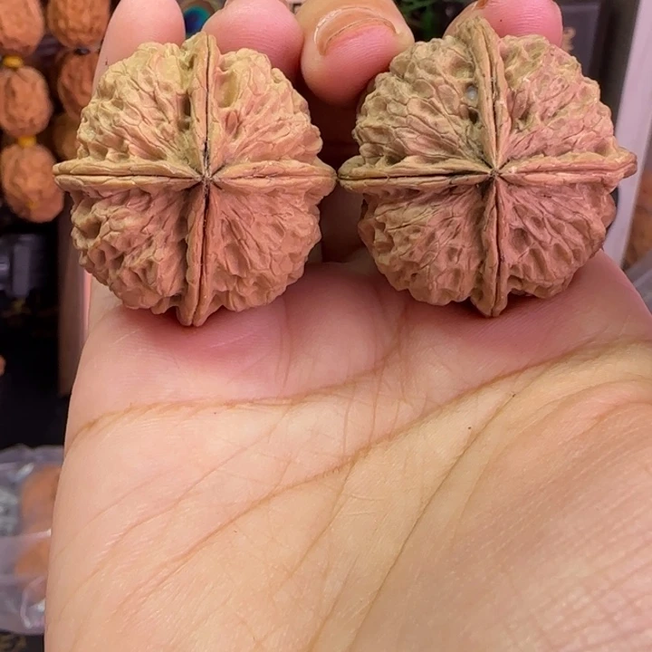 吊坠文玩核桃36饕餮四棱