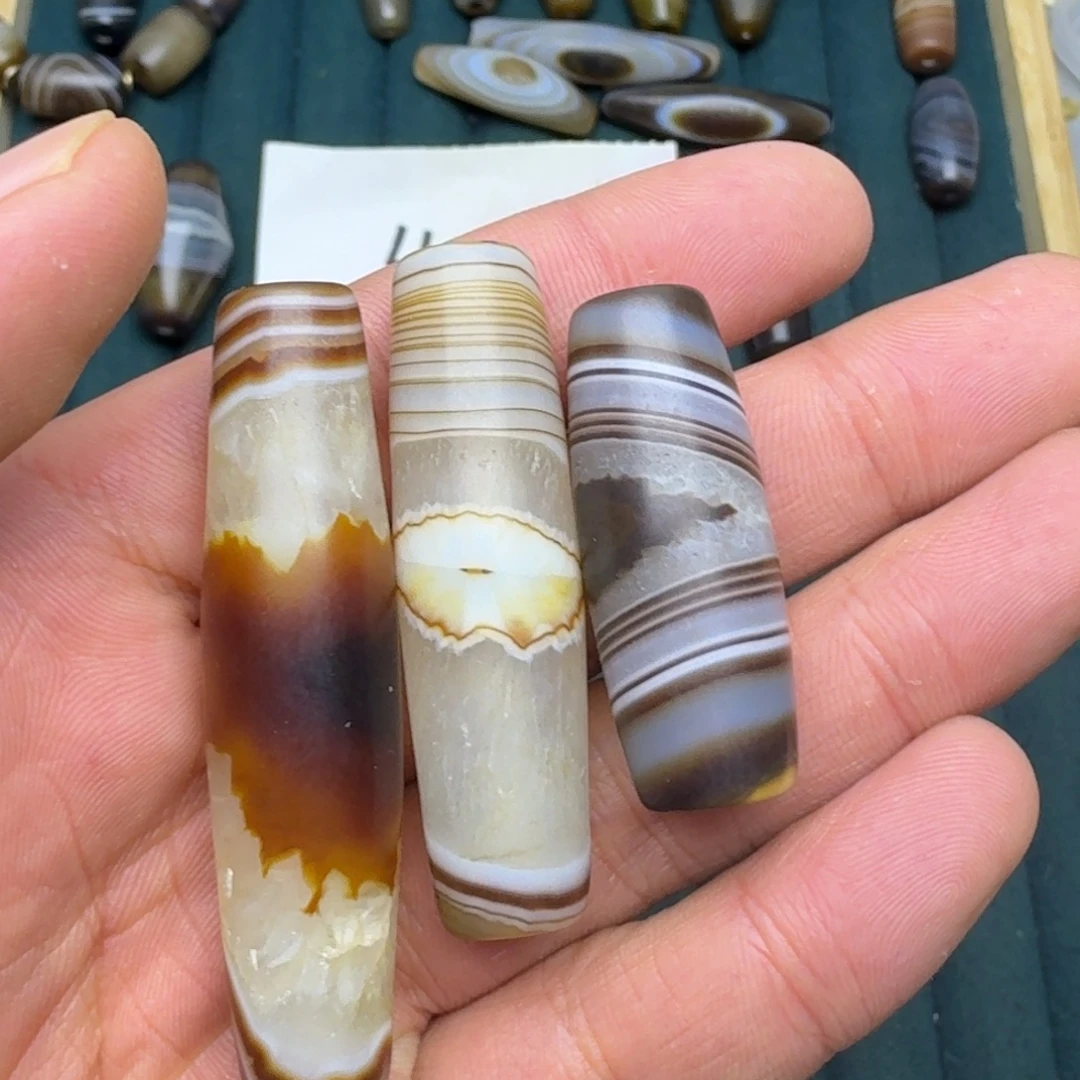 A***0玛瑙/玉髓合金珠宝奇石