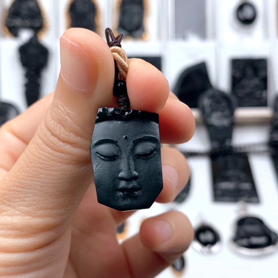 颈饰未镶嵌翡翠佛头