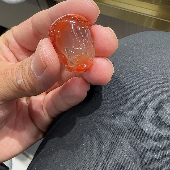 南红玛瑙未镶嵌颈饰