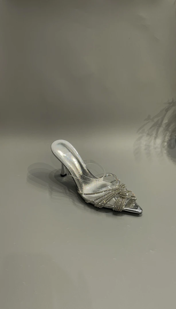 168-6737(7厘米）银色细跟高跟鞋