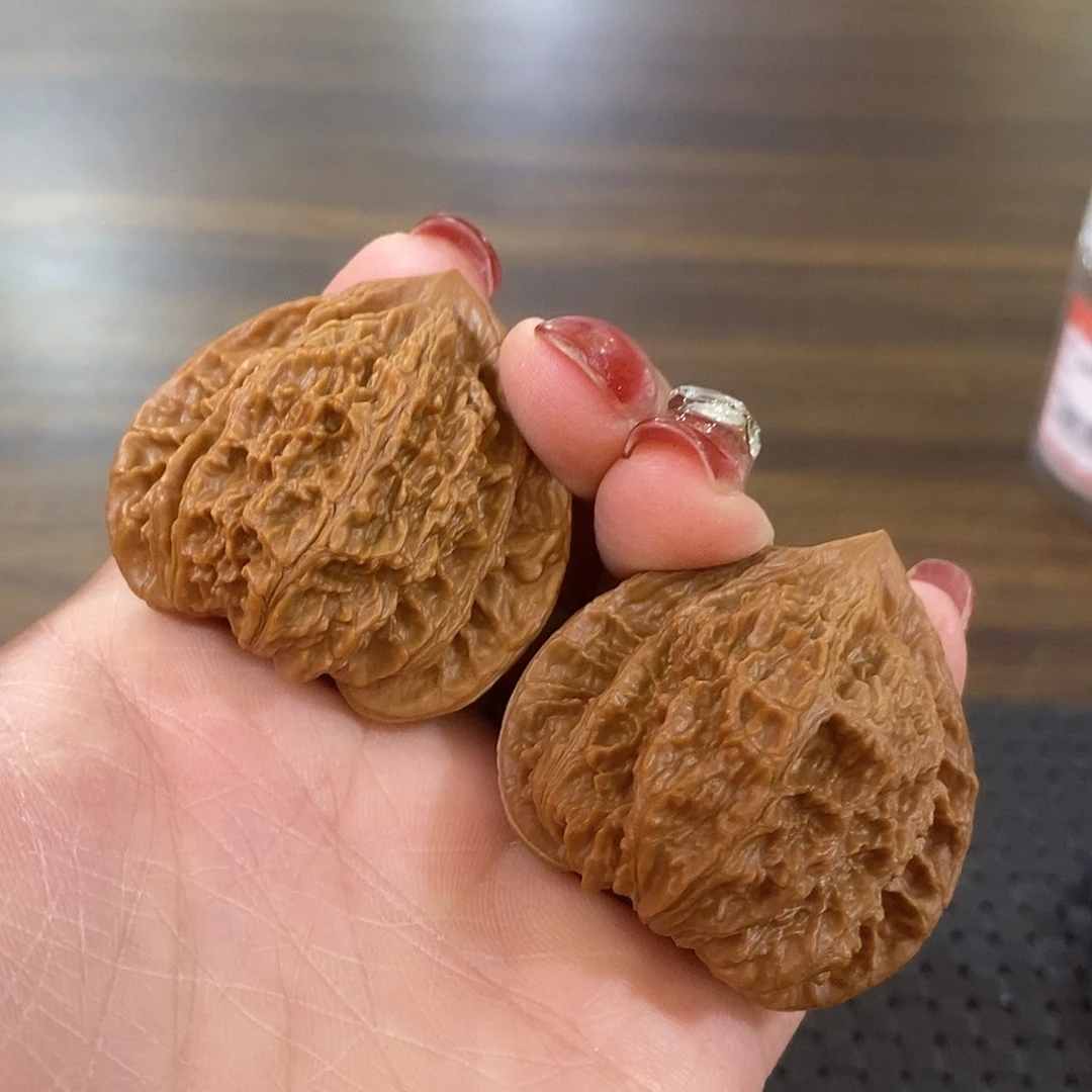 文玩核桃吊坠太白三角全42