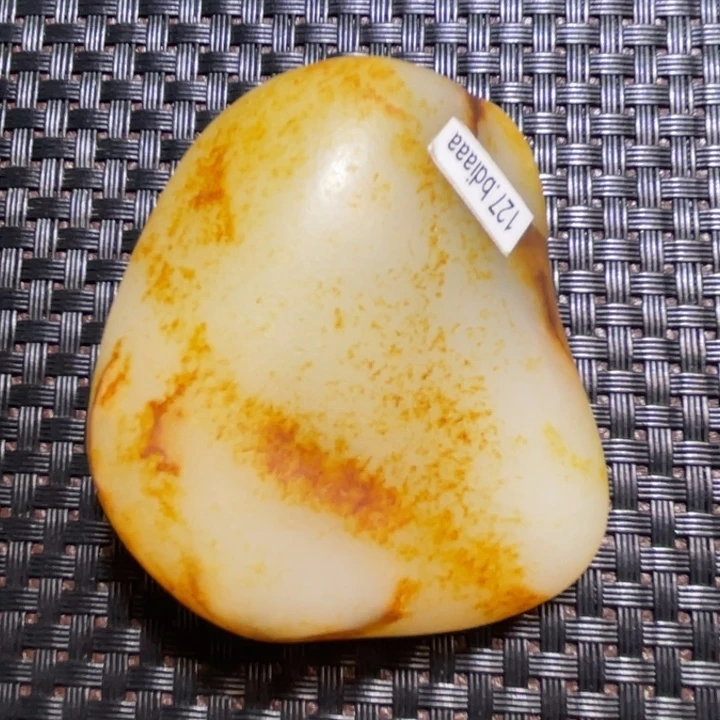 未镶嵌和田玉把件