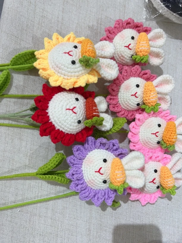 手工毛线钩织向日葵兔子花束成品礼物