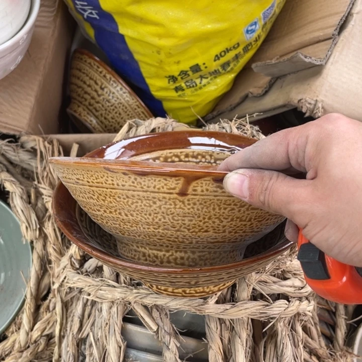 陶瓷盘子碗砂锅都有