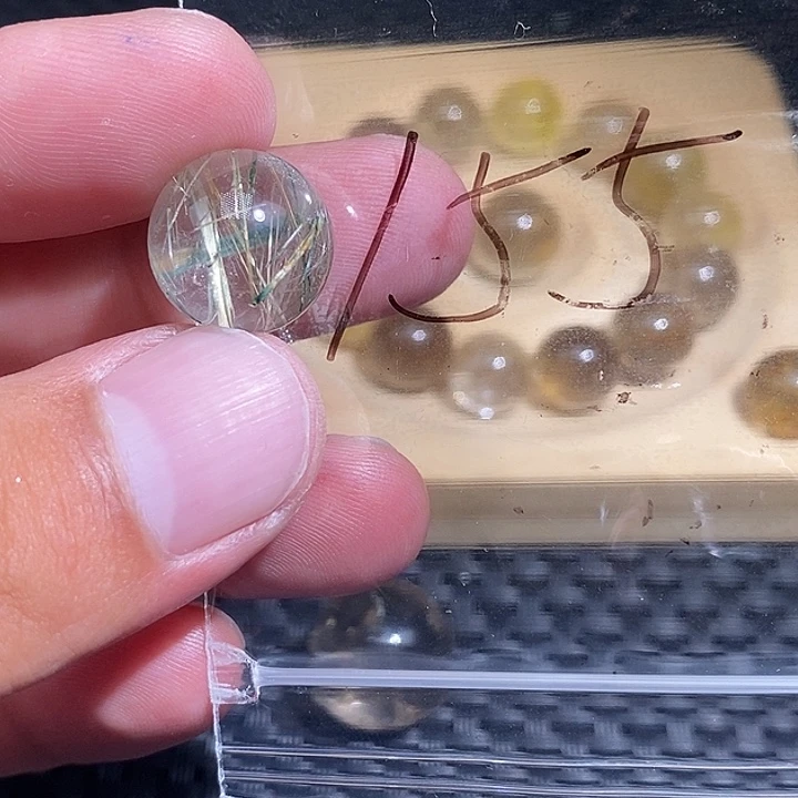 u***8未镶嵌手链发晶天然水晶手串