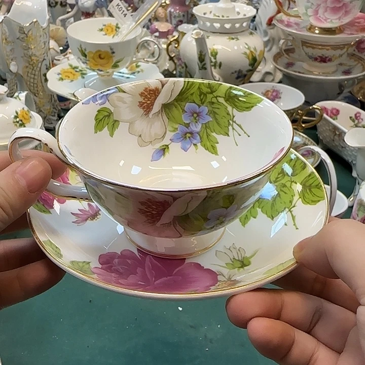 鹿与海陶瓷有限公司