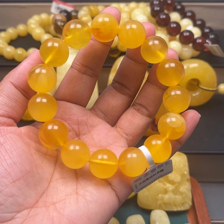 琥珀未镶嵌珠宝奇石M189号15+橘红