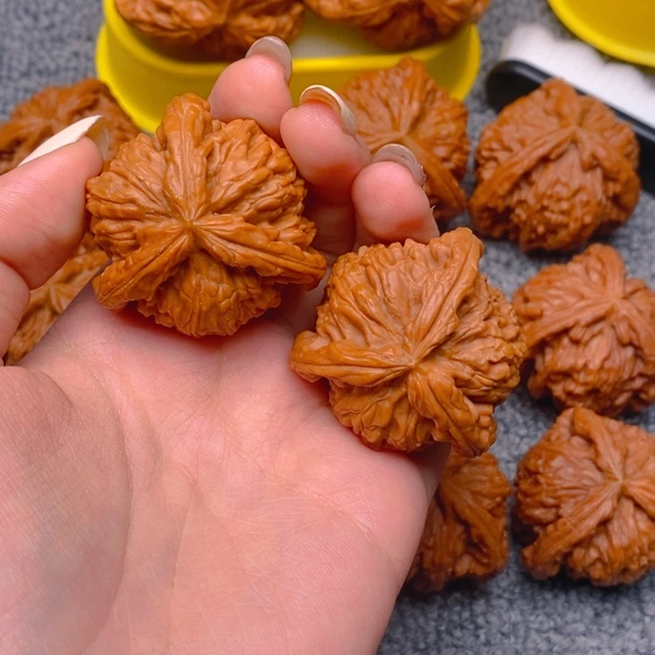 臉***樂吊坠文玩核桃核桃