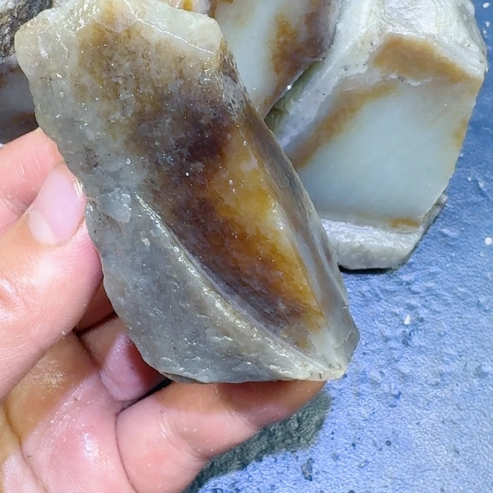 和田玉未镶嵌珠宝半成品