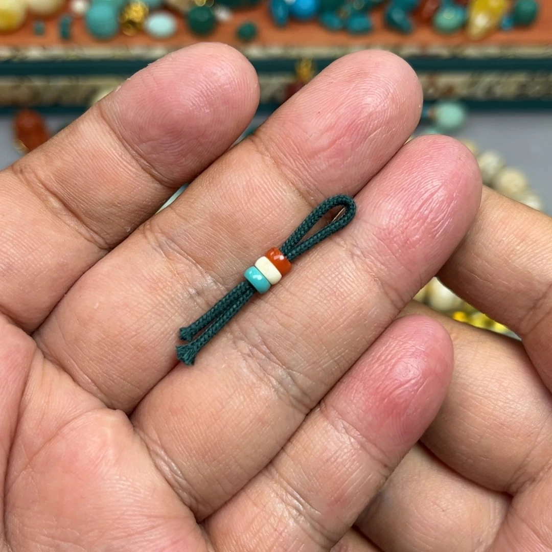 未镶嵌琥珀珠宝奇石