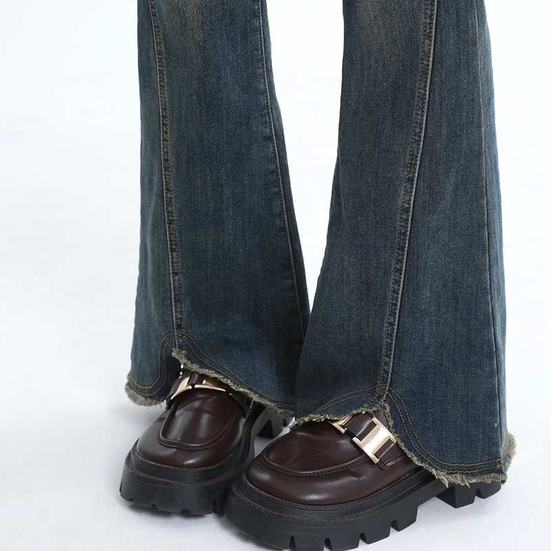 大码女装毛边开叉微喇设计牛仔裤女胖mm春季新款高腰显瘦喇叭裤潮