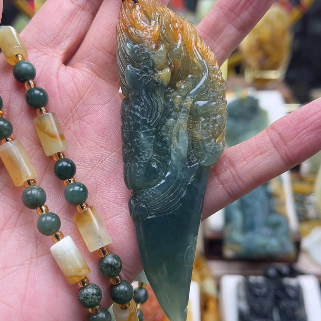 星***漫岫玉未镶嵌挂件挂件