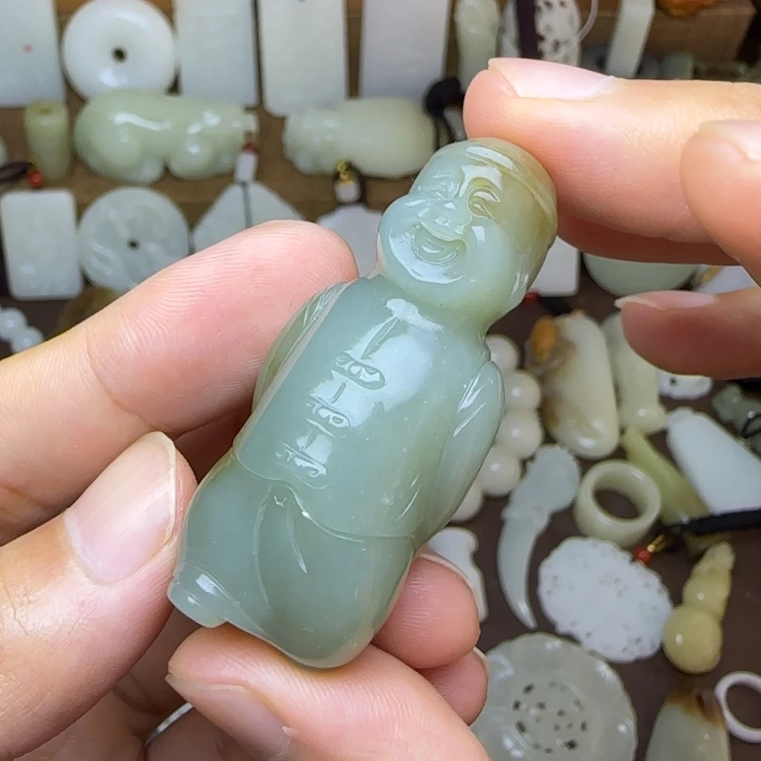 未镶嵌和田玉挂件
