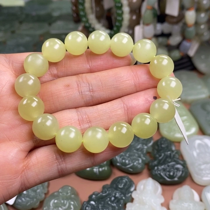 和田玉未镶嵌颈饰予