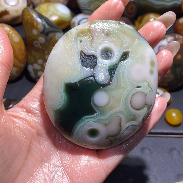 【闪购商品】未镶嵌玛瑙/玉髓珠宝奇石a a