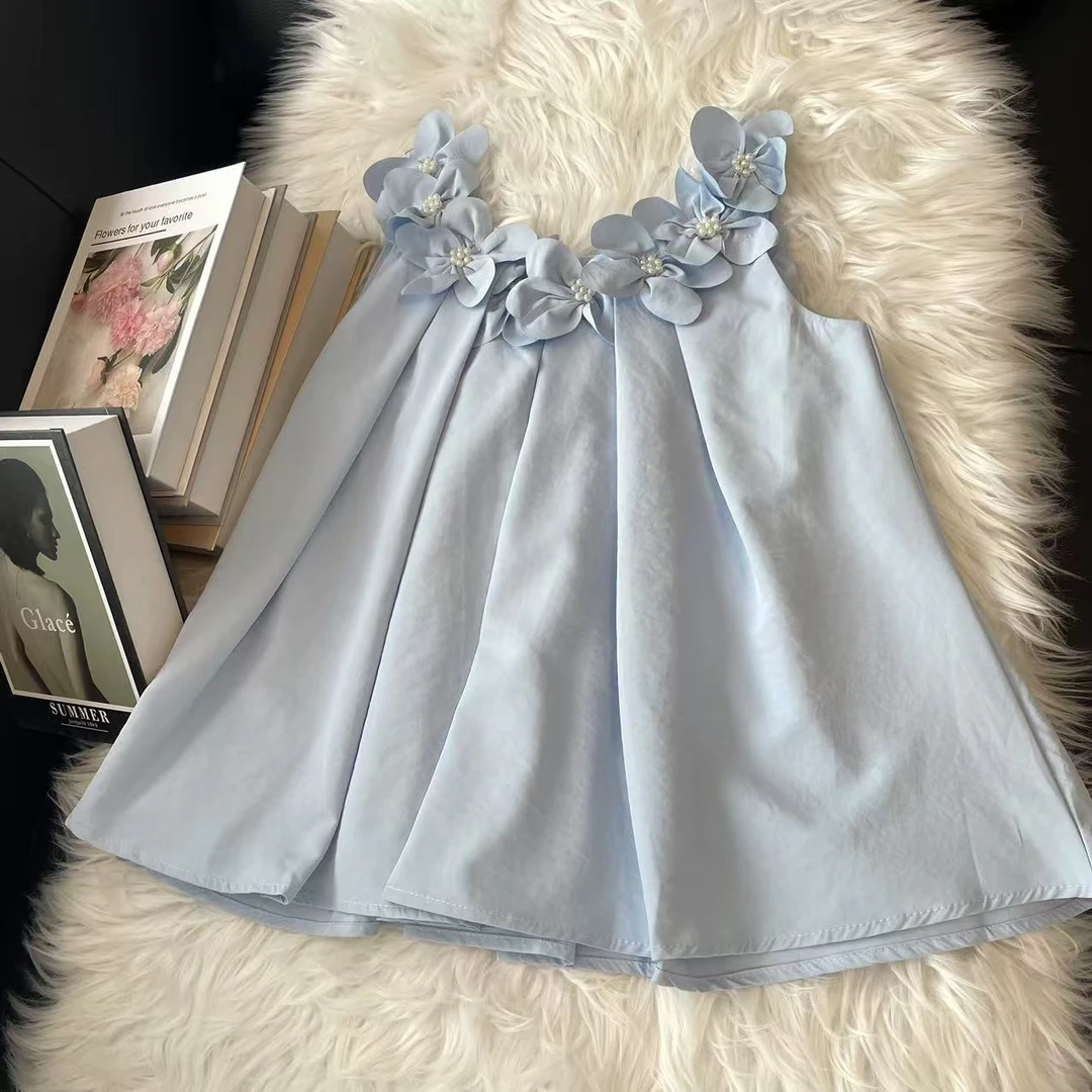 馨儿专属【昼梦花颂】甜美重工立体花朵无袖宽松露背度假风小衫XY74