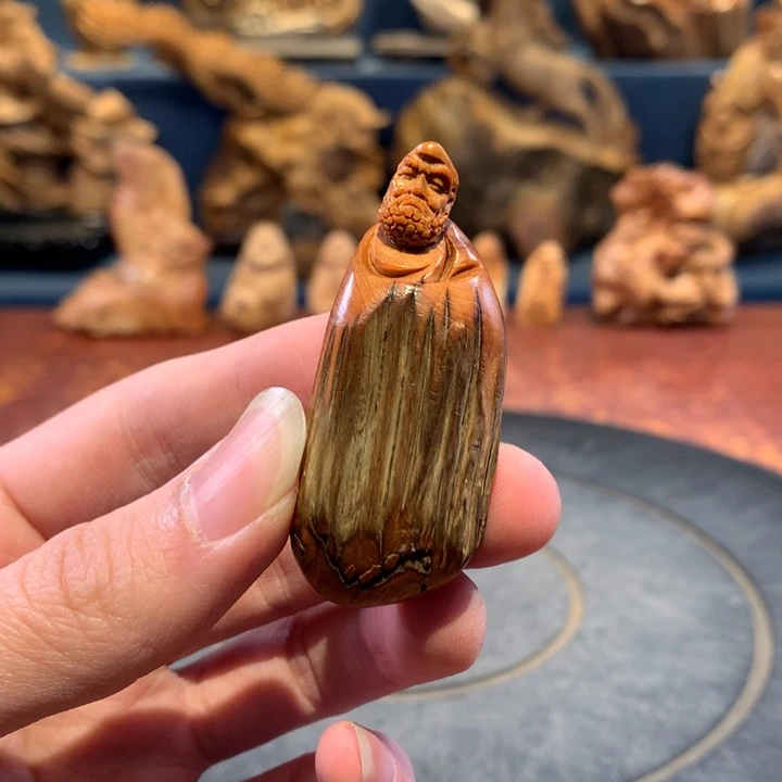 柏木（崖柏）根雕摆件