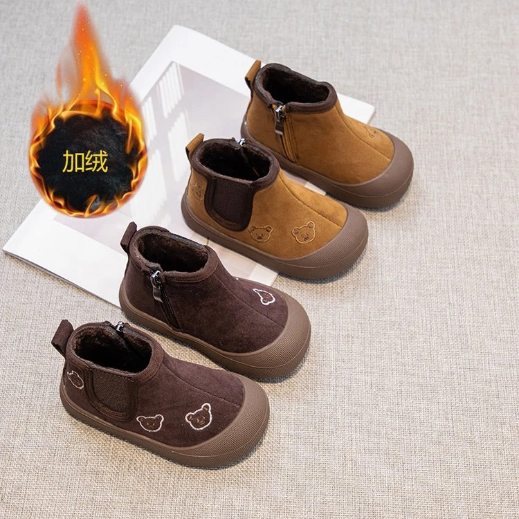 韩版女童刺绣小熊短靴2025冬季新款二棉加绒保暖男童防滑运动棉靴