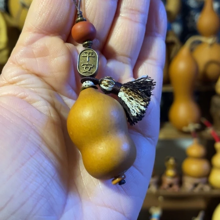 手机链特价福利不退不换