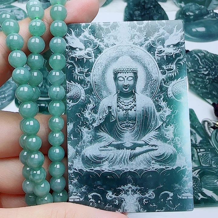 翡翠未镶嵌颈饰多样性发货天然的A货翡翠