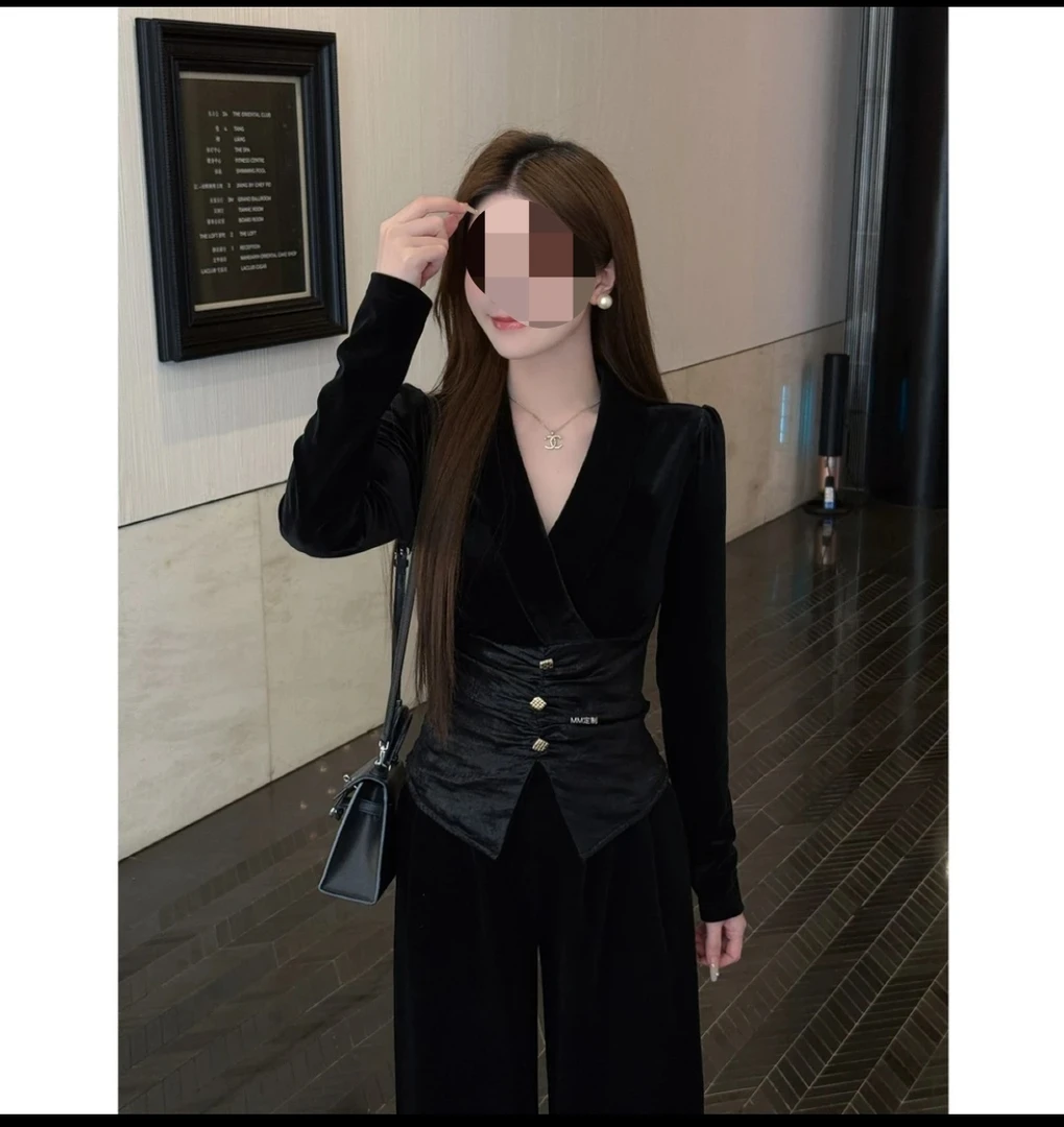 【奢宠主角】雾中芭蕾V领丝绒拼接纽扣显瘦上衣+直筒加绒裤套装