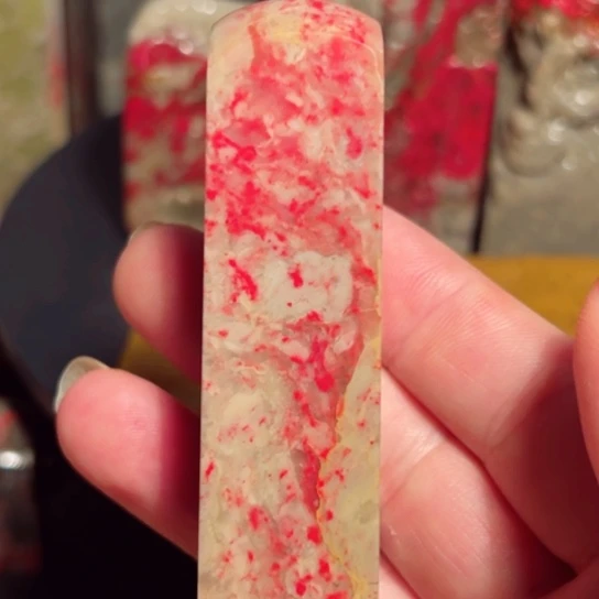 昌化石L****宝软玉田黄鸡血章