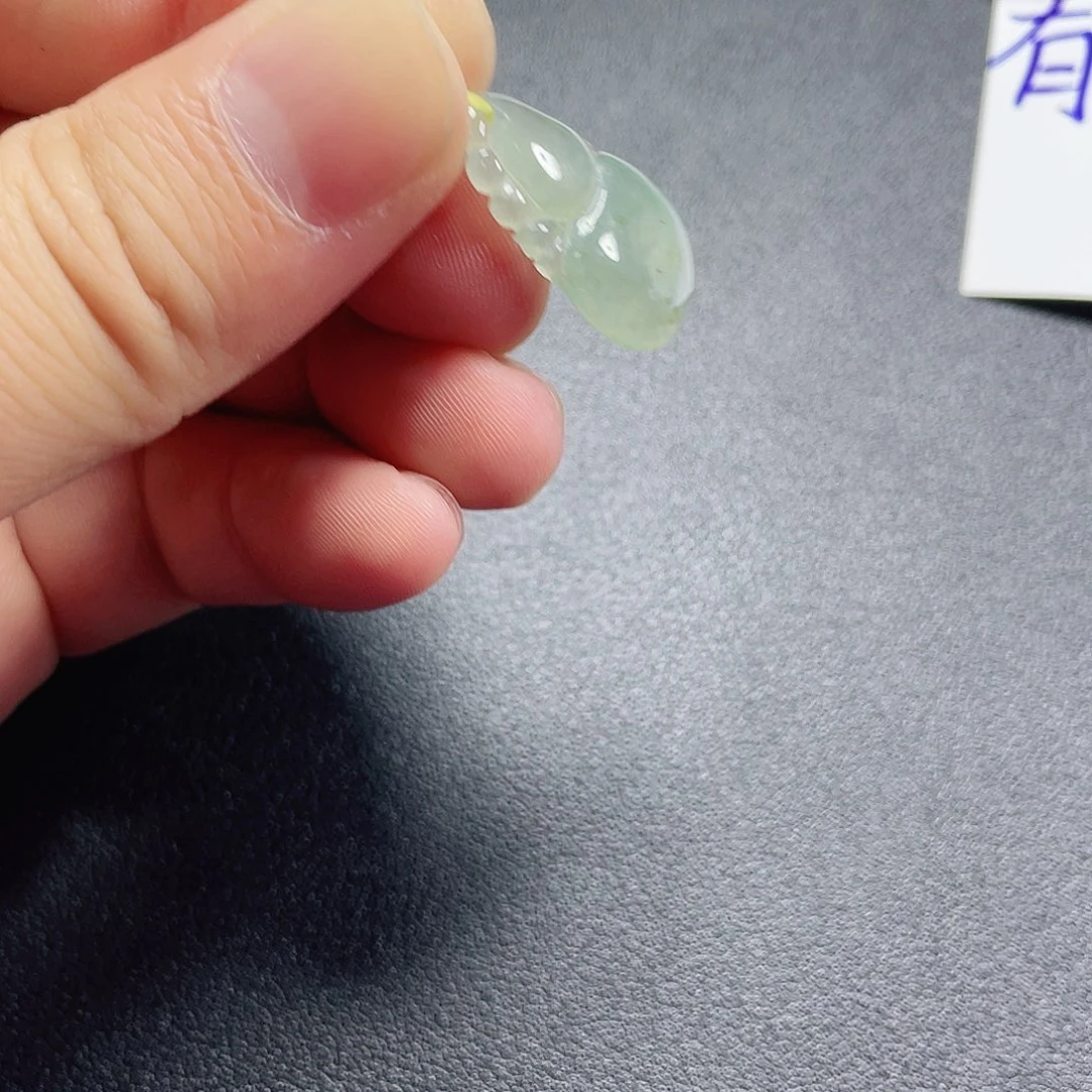 颈饰未镶嵌翡翠…………