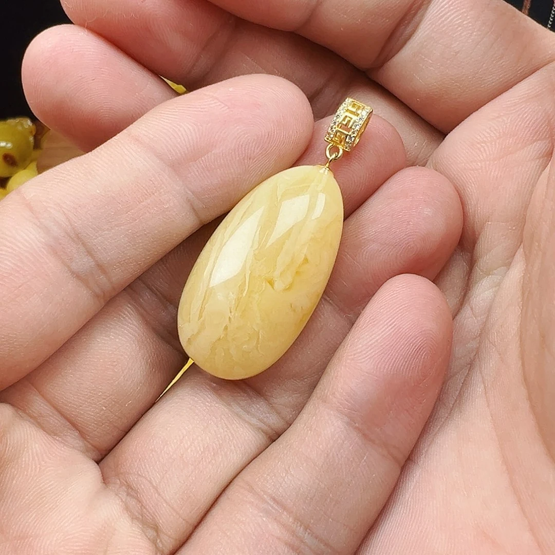 蜜蜡未镶嵌珠宝奇石蜜蜡吊坠6克，特价福利