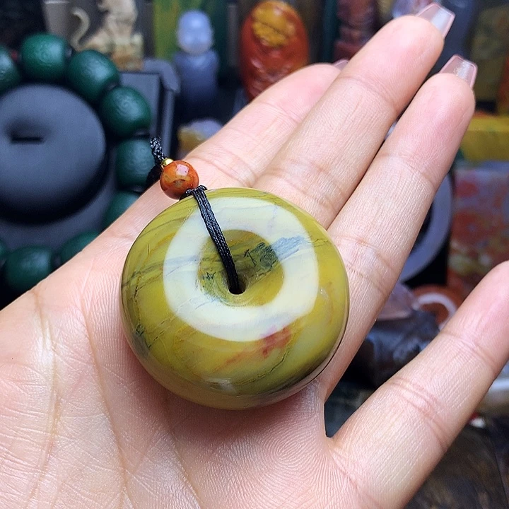 硅化玉未镶嵌吊坠(不含链)平安扣