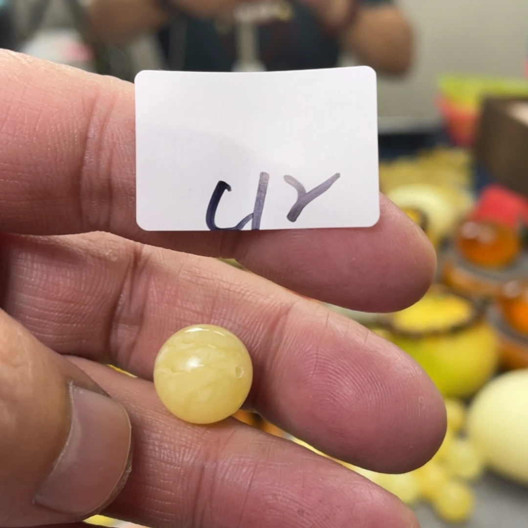 手链琥珀未镶嵌多样性发，发其中一件