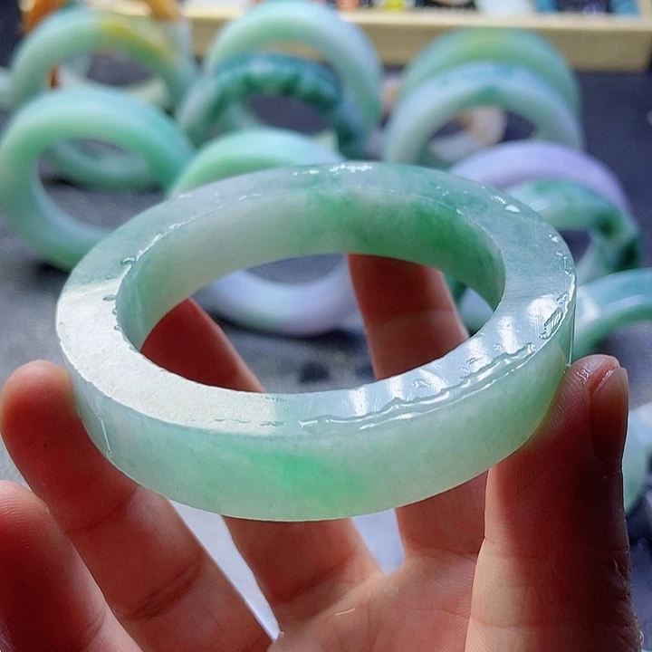 定制翡翠不退不换未镶嵌