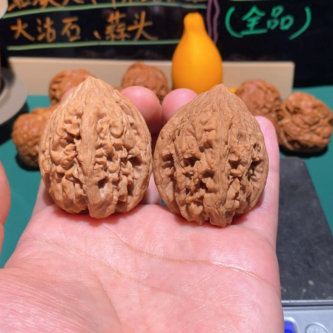 文玩核桃把件40大沽石全品无修