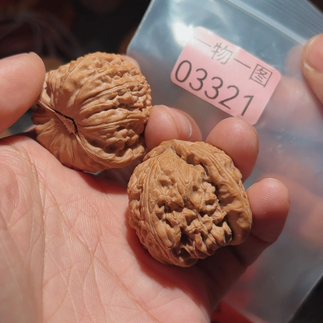 把件文玩核桃白狮子