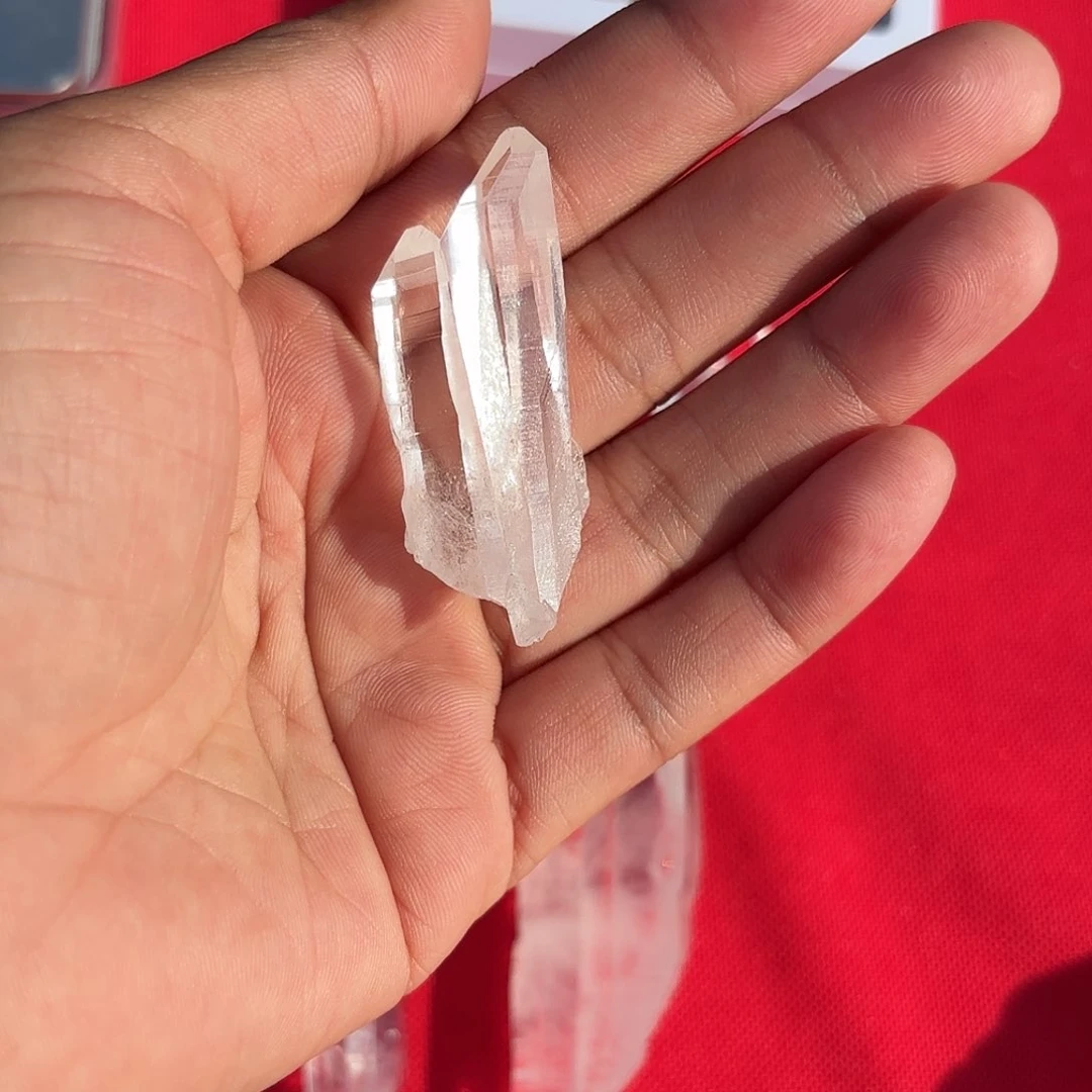 水晶手链未镶嵌?****?材质