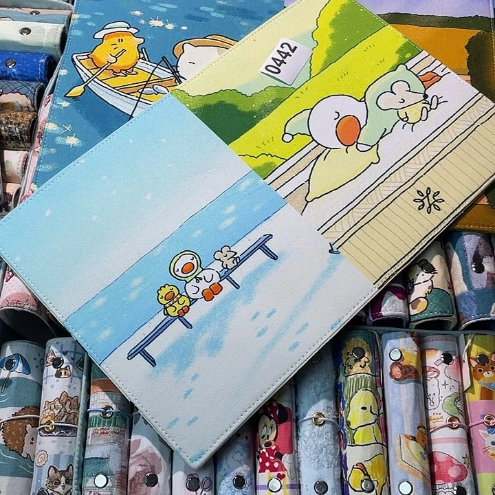 织绣A5 活页不加纸打孔0442