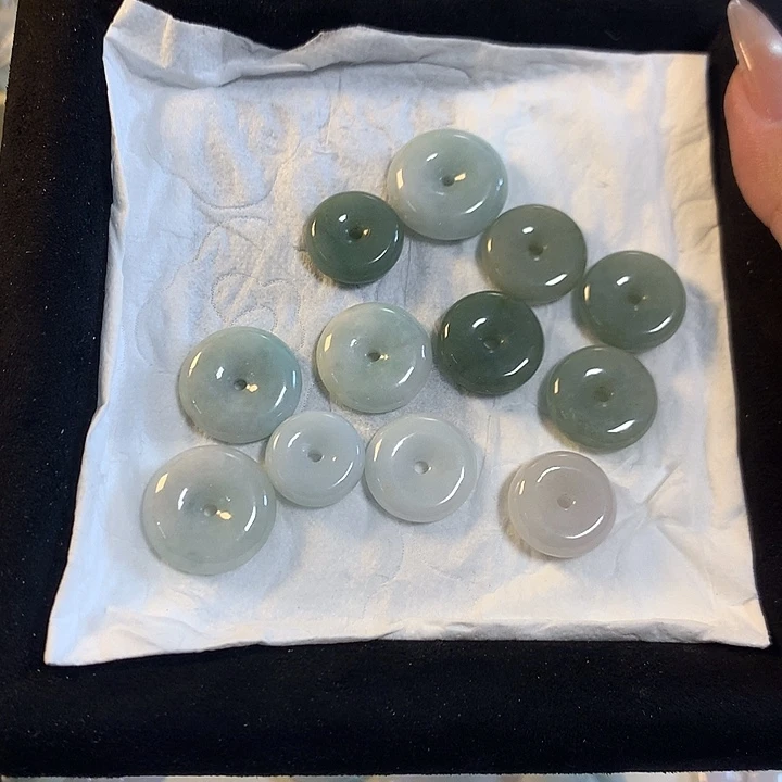 翡翠未镶嵌颈饰缅甸A货翡翠