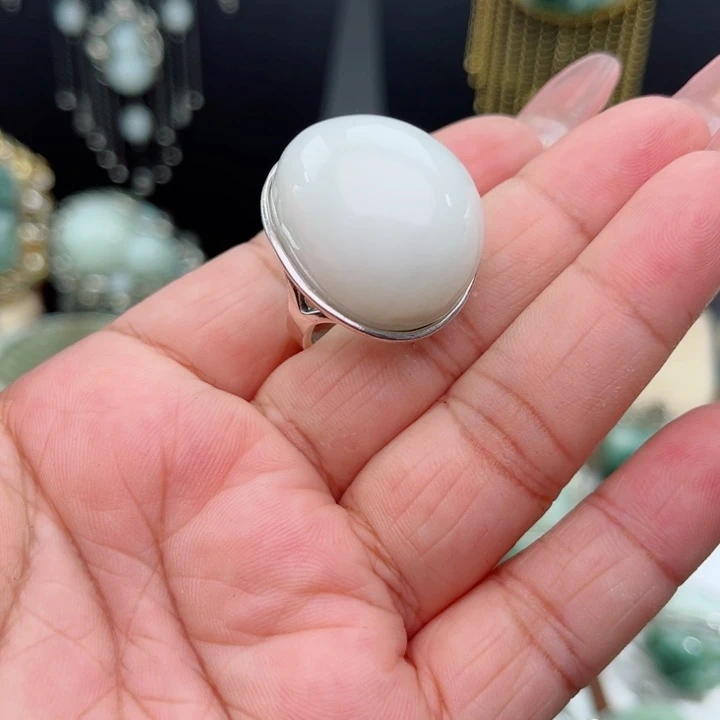 幸****透闪石-蛇纹石玉银S925镶嵌耳坠