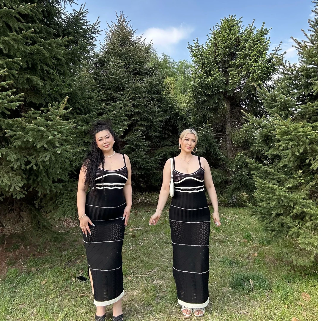 夏季针织撞色法式波西米亚吊带连衣裙镂空纯欲修身包臀长裙高级感